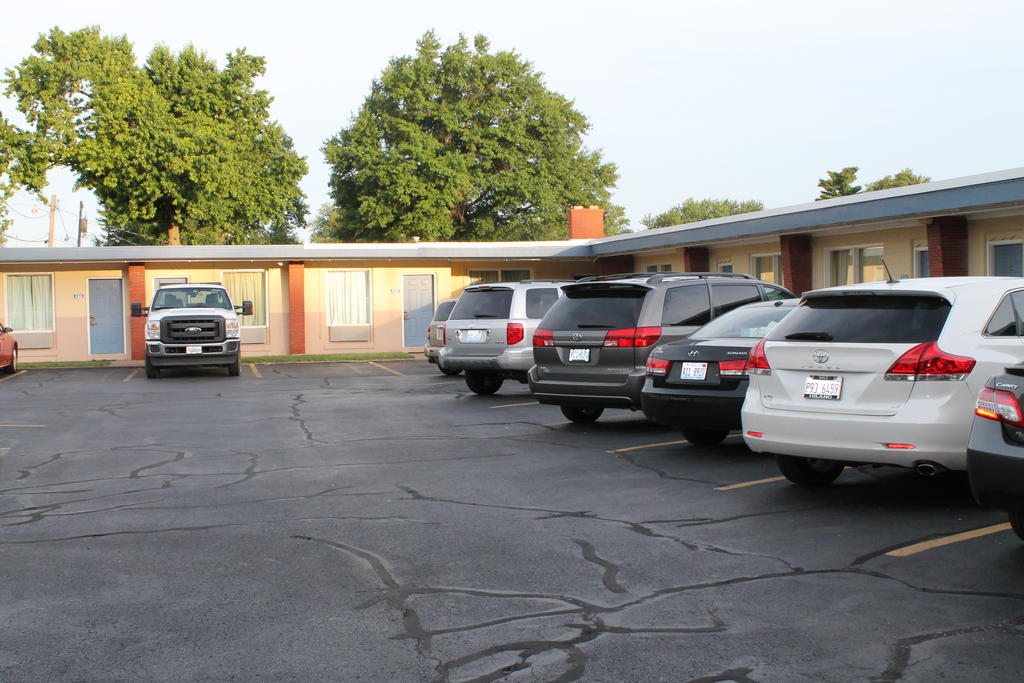 American Motor Inn - Rock Island Esterno foto